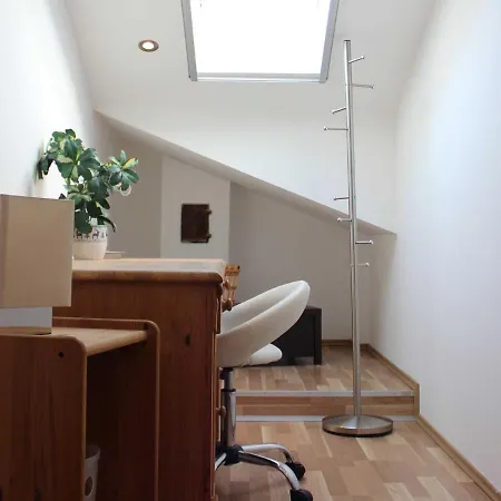 Kohlstatt Apartman *